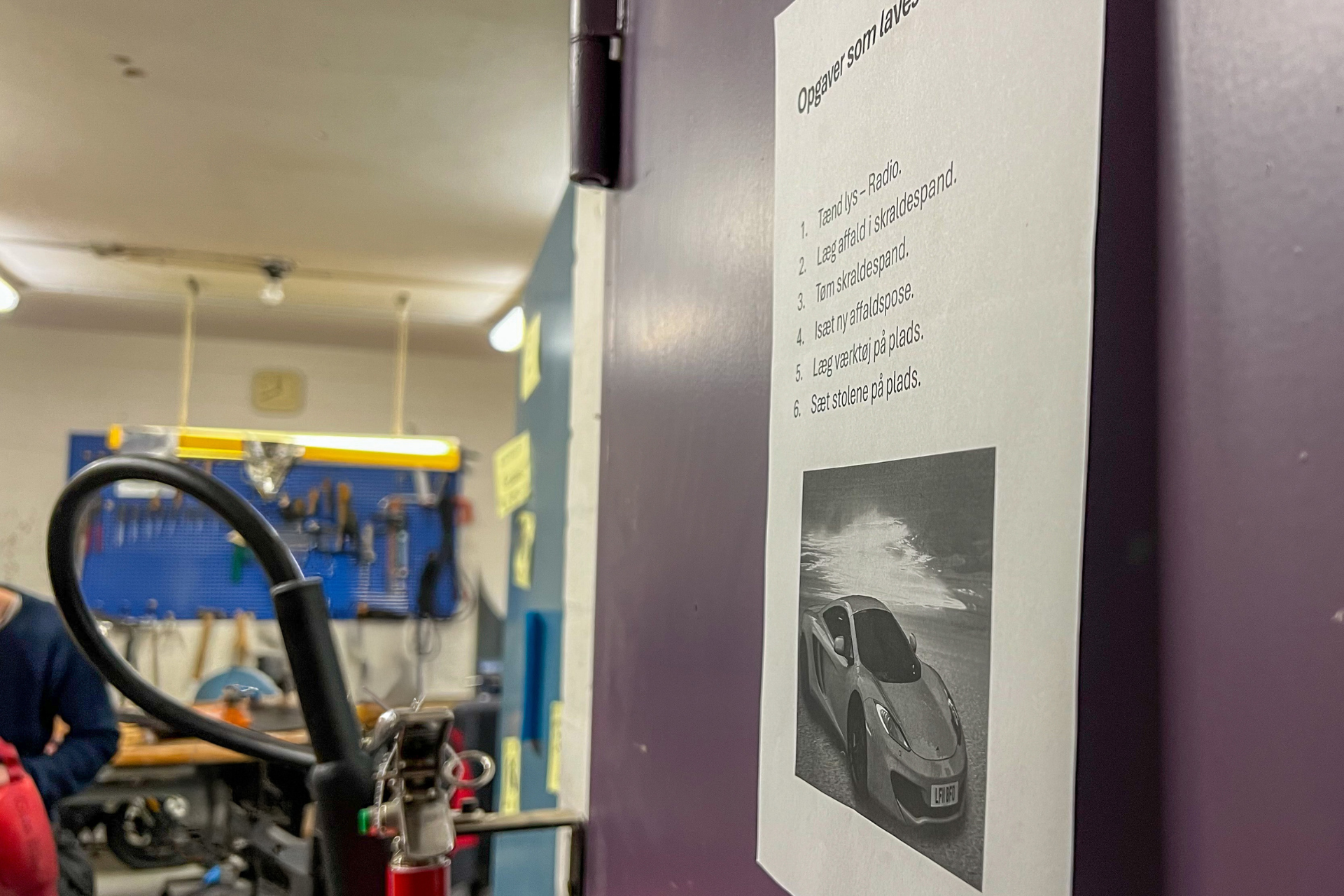 Sorte Fingre: Liste af opgaver til værkstedet